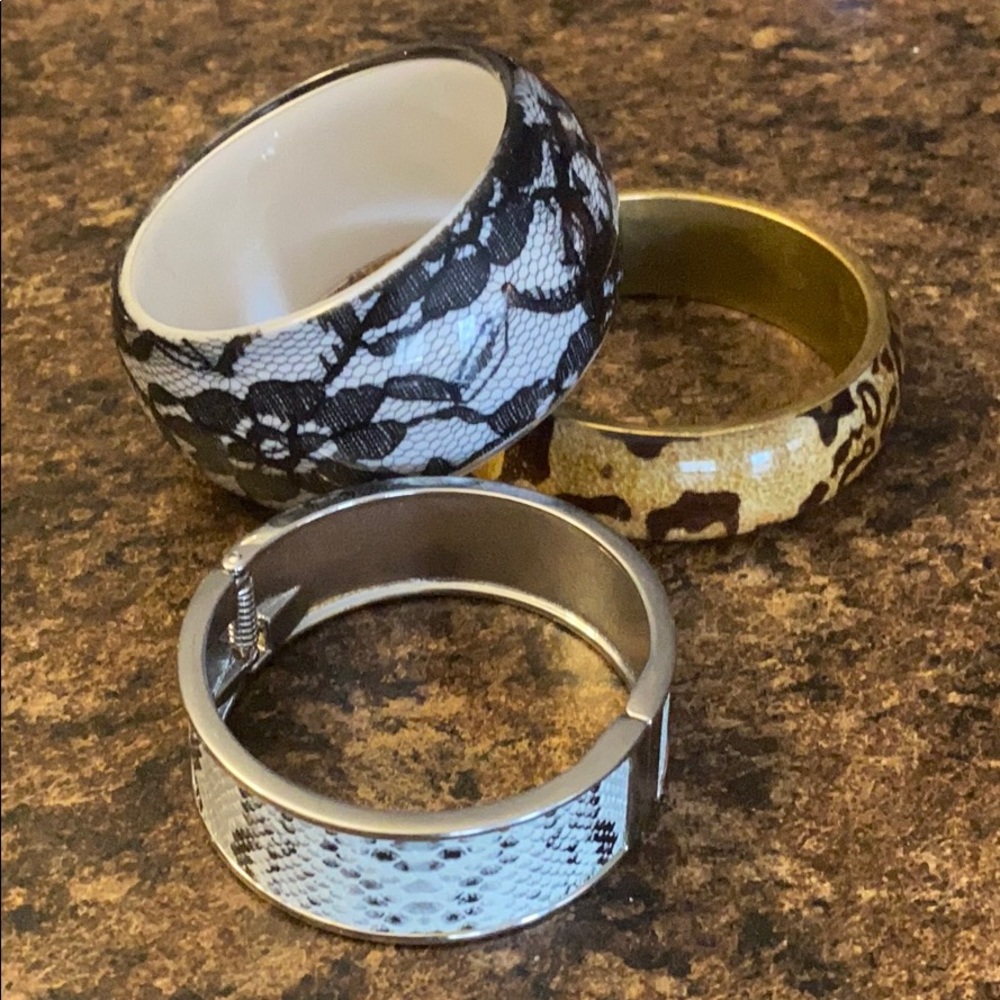 3/$30 Printed bracelets